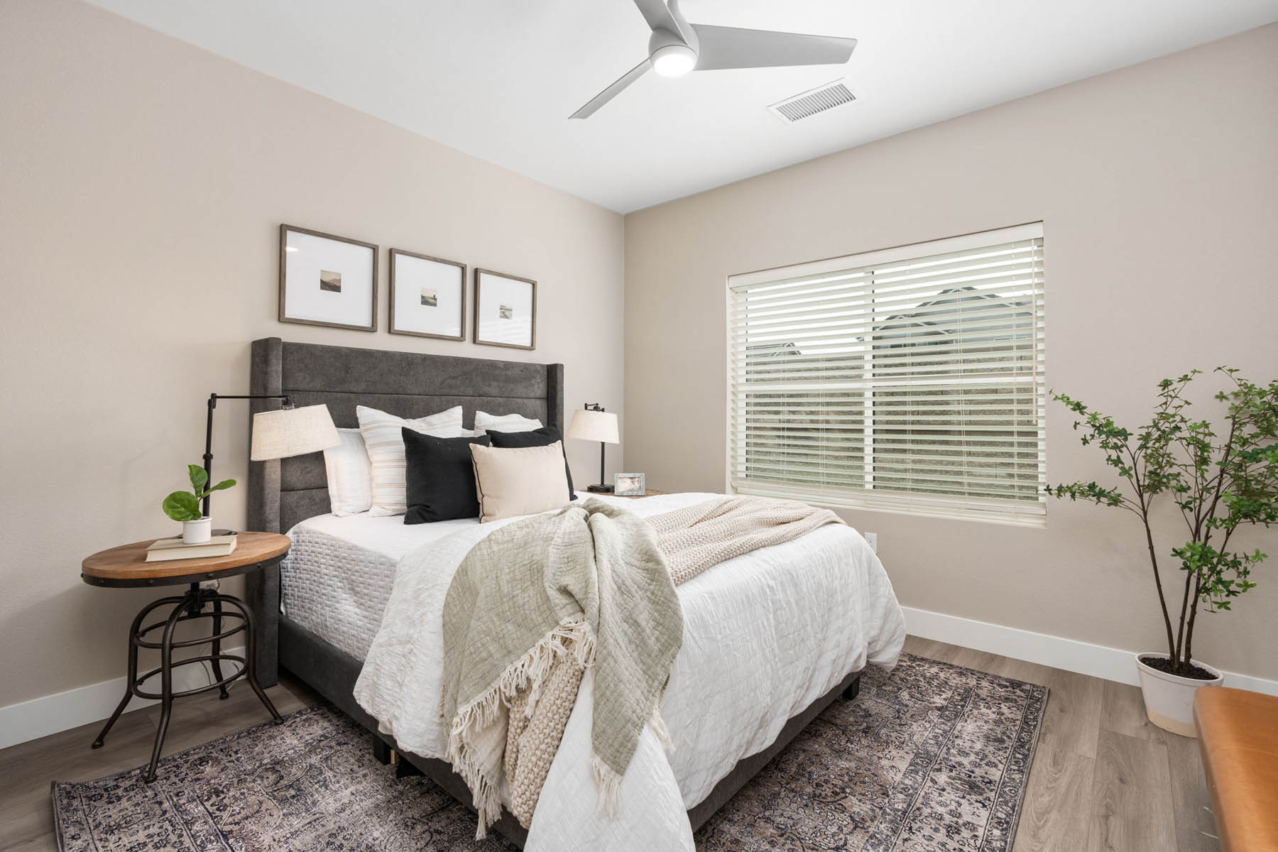 44-web-or-mls-Heritage Crossing-44