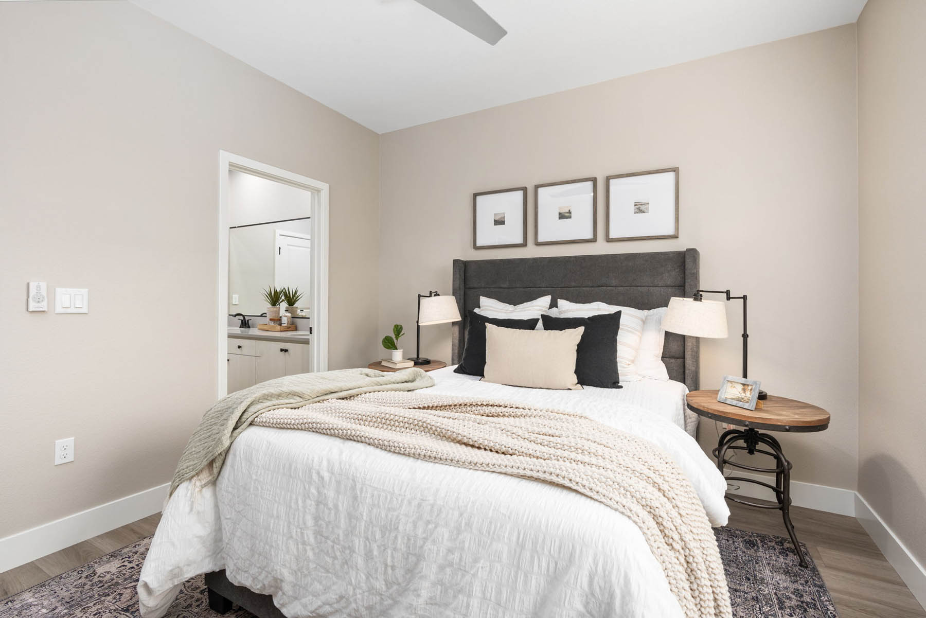 45-web-or-mls-Heritage Crossing-45