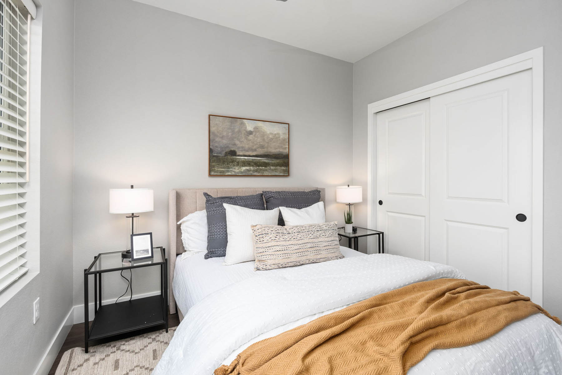 5-web-or-mls-Heritage Crossing-5