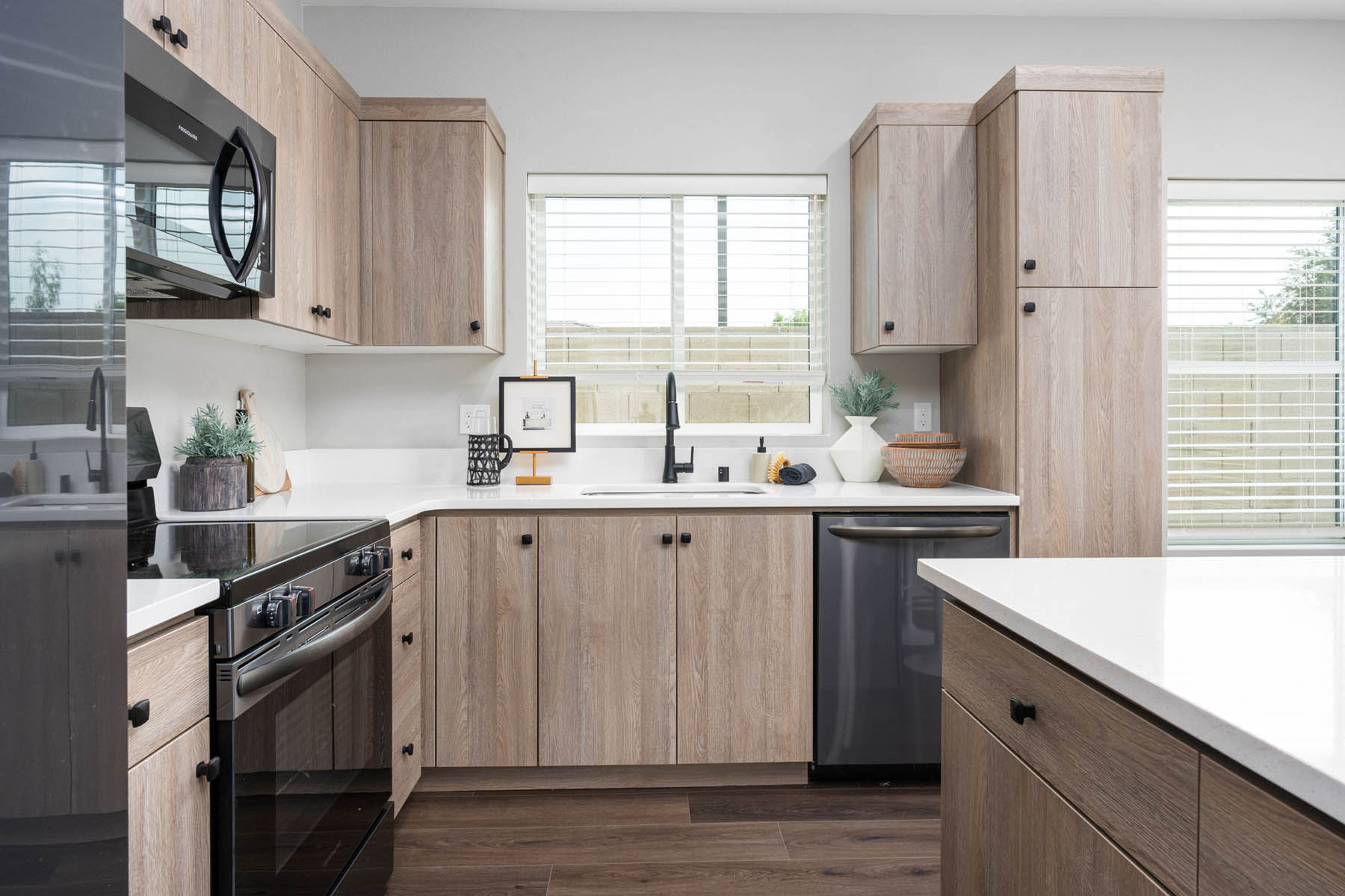 9-web-or-mls-Heritage Crossing-9