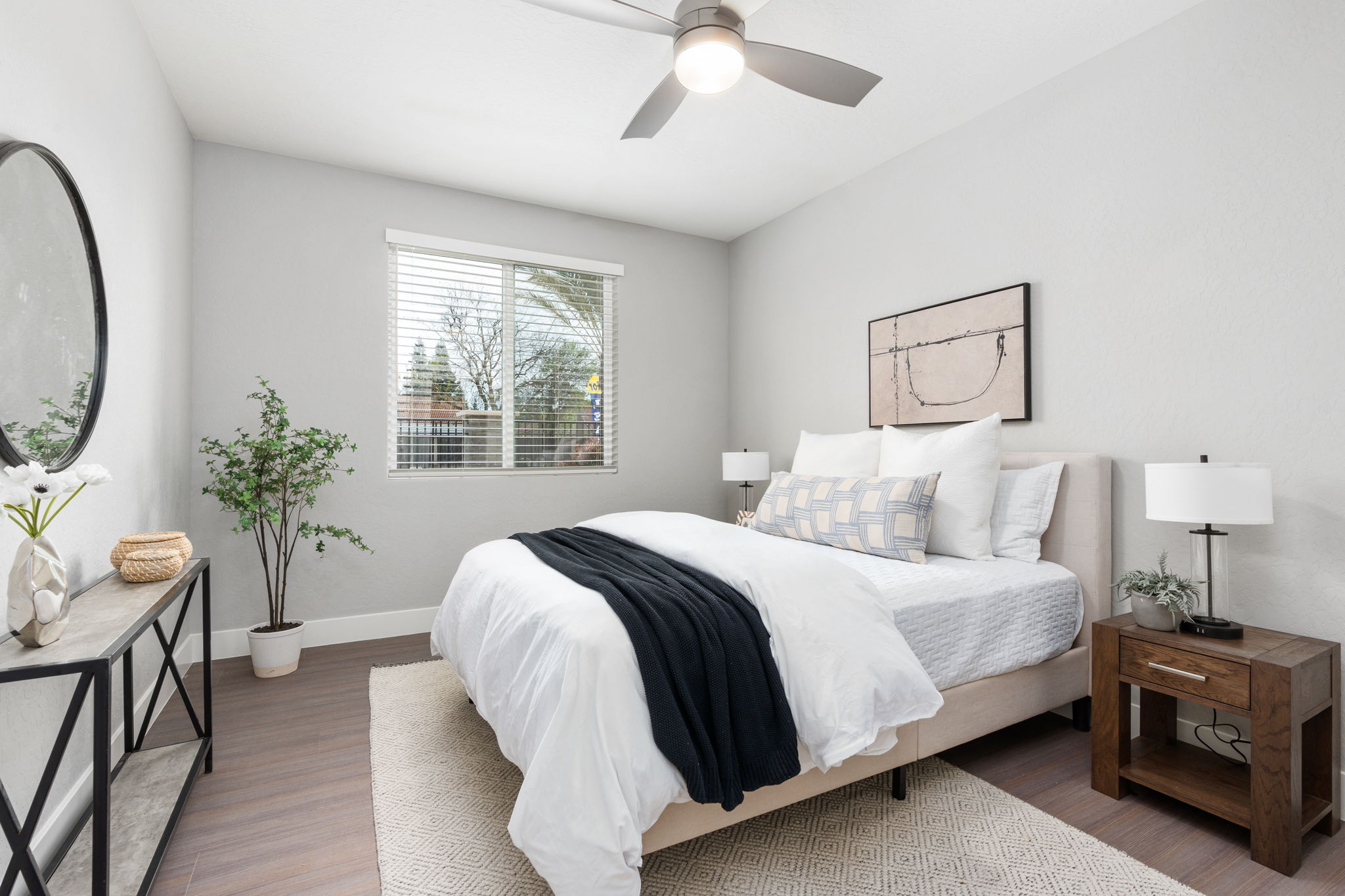 29-web-or-mls-The Palms Luxury Apartments-29