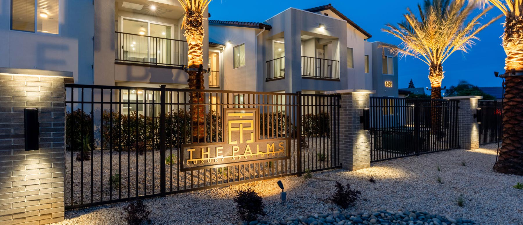 palms-apartments-header palms-apartments-header